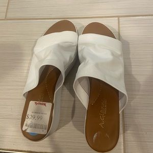 White platform sandals never worn